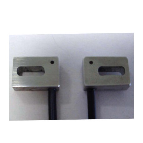 Omron E32-ET15ZR-1 2M E32ET15ZR12MBYOMN OMRON Fiber optic sensor, through-beam, square shape, high-flex ..
